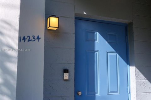 Copropriété à vendre à Miami, Floride: 2 chambres, 111.48 m2 № 2052498 - photo 4