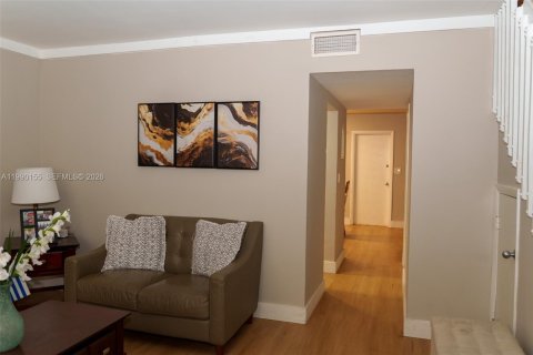 Copropriété à vendre à Miami, Floride: 2 chambres, 111.48 m2 № 2052498 - photo 11