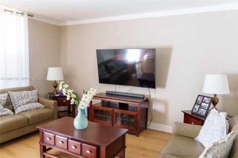 Copropriété à vendre à Miami, Floride: 2 chambres, 111.48 m2 № 2052498 - photo 7