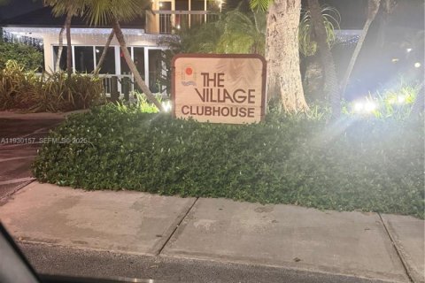 Apartamento en alquiler en Miami, Florida, 2 dormitorios, 74.69 m2 № 2034170 - foto 14