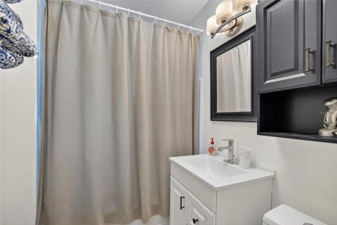 Casa en venta en Tampa, Florida, 3 dormitorios, 87.33 m2 № 1856335 - foto 19