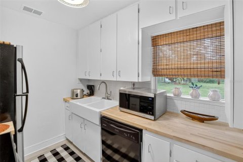 Casa en venta en Tampa, Florida, 3 dormitorios, 87.33 m2 № 1856335 - foto 13