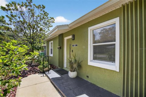 Casa en venta en Tampa, Florida, 3 dormitorios, 87.33 m2 № 1856335 - foto 6