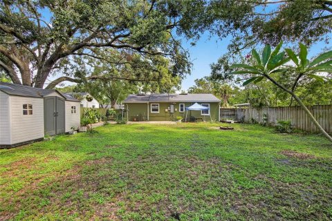 Casa en venta en Tampa, Florida, 3 dormitorios, 87.33 m2 № 1856335 - foto 29