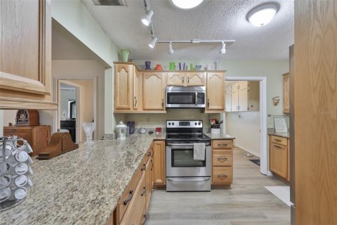 House in Sun City Center, Florida 2 bedrooms, 163.14 sq.m. № 2223556 - photo 10