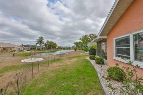 House in Sun City Center, Florida 2 bedrooms, 163.14 sq.m. № 2223556 - photo 27