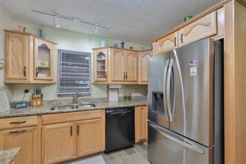 House in Sun City Center, Florida 2 bedrooms, 163.14 sq.m. № 2223556 - photo 12