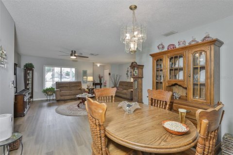 House in Sun City Center, Florida 2 bedrooms, 163.14 sq.m. № 2223556 - photo 9