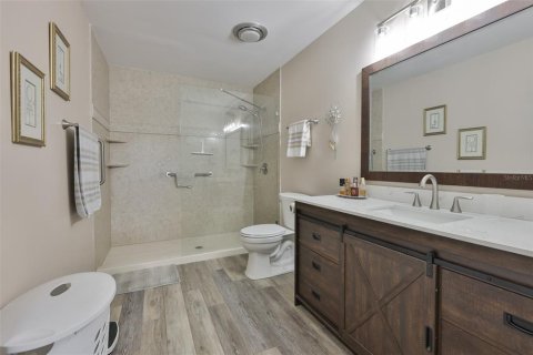 House in Sun City Center, Florida 2 bedrooms, 163.14 sq.m. № 2223556 - photo 16