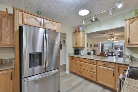 House in Sun City Center, Florida 2 bedrooms, 163.14 sq.m. № 2223556 - photo 13