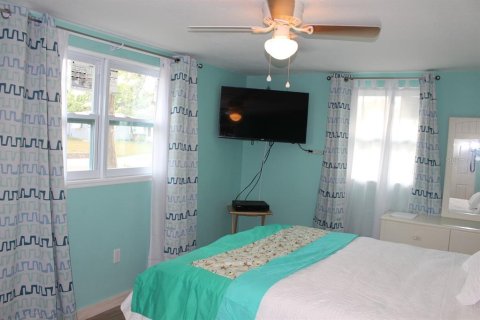 Casa en alquiler en Dunedin, Florida, 3 dormitorios, 105.72 m2 № 1624582 - foto 14