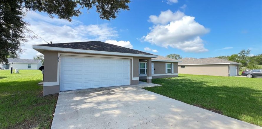 Villa ou maison à Ocala, Floride 3 chambres, 124.02 m2 № 1841992