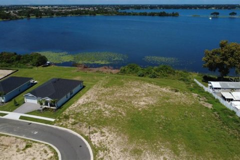 Casa en venta en Winter Haven, Florida, 5 dormitorios, 270.07 m2 № 1918889 - foto 2