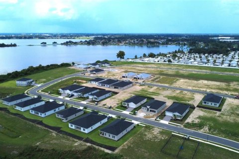 Casa en venta en Winter Haven, Florida, 5 dormitorios, 270.07 m2 № 1918889 - foto 4