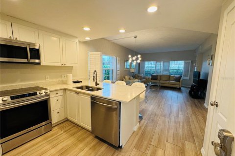 Condo in Bradenton, Florida, 2 bedrooms  № 1426210 - photo 7