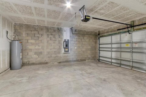 Villa ou maison à louer à Haines City, Floride: 3 chambres, 121.89 m2 № 2418884 - photo 27