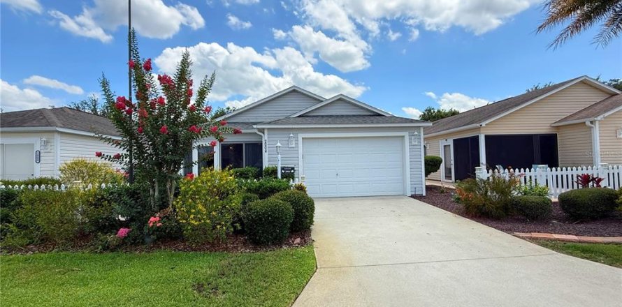 Villa ou maison à The Villages, Floride 2 chambres, 107.4 m2 № 1849599