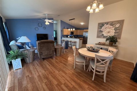 Casa en alquiler en The Villages, Florida, 2 dormitorios, 107.4 m2 № 1849599 - foto 5