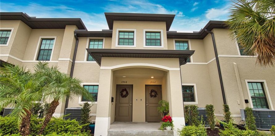 Touwnhouse à Port Charlotte, Floride 2 chambres, 128.39 m2 № 2098450