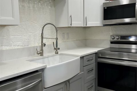 Condominio en venta en West Palm Beach, Florida, 1 dormitorio, 63.55 m2 № 2152771 - foto 7