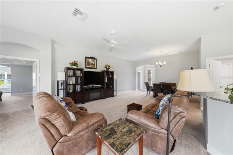 Casa en venta en The Villages, Florida, 3 dormitorios, 195.37 m2 № 2221272 - foto 13