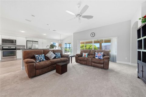 Casa en venta en The Villages, Florida, 3 dormitorios, 195.37 m2 № 2221272 - foto 12