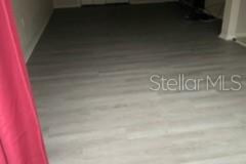 Townhouse in Casselberry, Florida 4 bedrooms, 168.52 sq.m. № 2155920 - photo 13