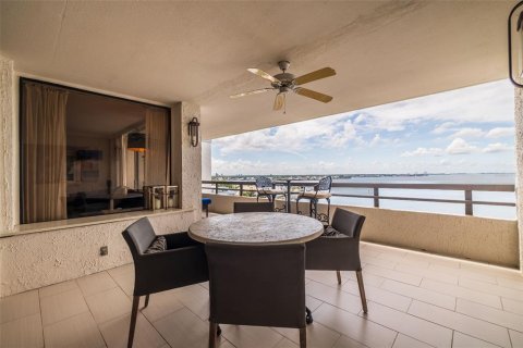 Copropriété à vendre à Tampa, Floride: 2 chambres, 170.48 m2 № 2302296 - photo 17