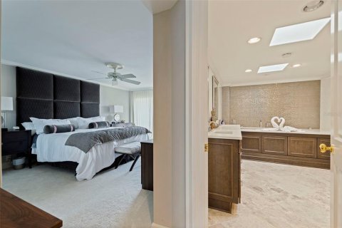 Copropriété à vendre à Tampa, Floride: 2 chambres, 170.48 m2 № 2302296 - photo 25