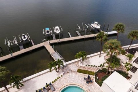 Copropriété à vendre à Tampa, Floride: 2 chambres, 170.48 m2 № 2302296 - photo 19