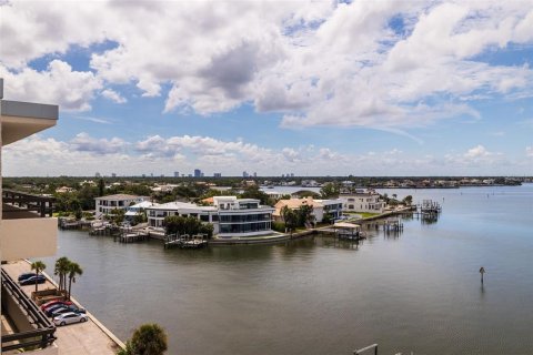 Copropriété à vendre à Tampa, Floride: 2 chambres, 170.48 m2 № 2302296 - photo 21