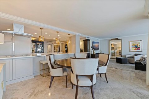 Copropriété à vendre à Tampa, Floride: 2 chambres, 170.48 m2 № 2302296 - photo 13
