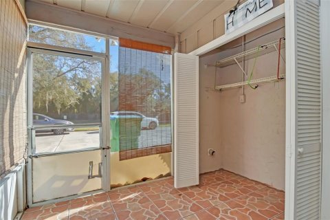 Townhouse in Winter Springs, Florida 2 bedrooms, 83.43 sq.m. № 1521828 - photo 17