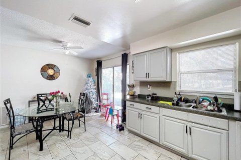 Casa en venta en Dunnellon, Florida, 4 dormitorios, 106.28 m2 № 1769367 - foto 13