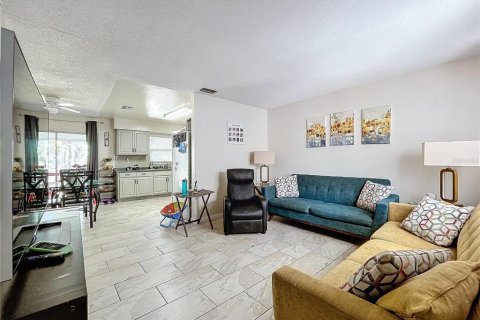 Casa en venta en Dunnellon, Florida, 4 dormitorios, 106.28 m2 № 1769367 - foto 3