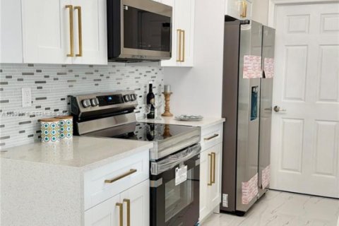 Casa en venta en Lauderhill, Florida, 3 dormitorios, 133.31 m2 № 2057383 - foto 23