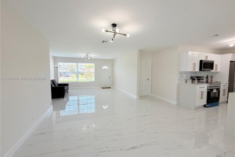 Casa en venta en Lauderhill, Florida, 3 dormitorios, 133.31 m2 № 2057383 - foto 7