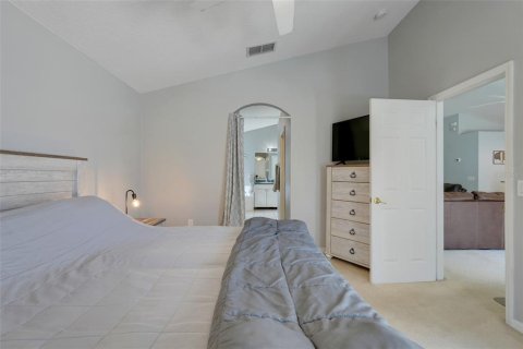 House in Kissimmee, Florida 4 bedrooms, 167.04 sq.m. № 1746397 - photo 19