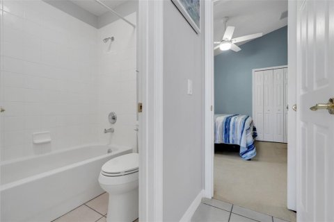 House in Kissimmee, Florida 4 bedrooms, 167.04 sq.m. № 1746397 - photo 30