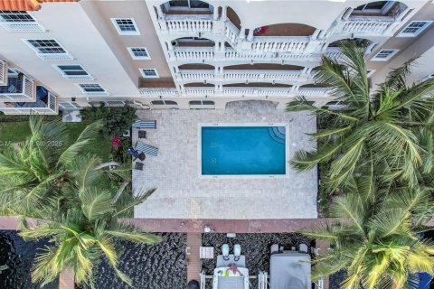 Copropriété à vendre à Fort Lauderdale, Floride: 3 chambres, 241.55 m2 № 1886616 - photo 11