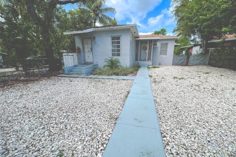 Casa en Miami, Florida 1 dormitorio, 110.09 m2 № 2015641
