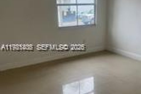 Copropriété à louer à Doral, Floride: 2 chambres, 102.66 m2 № 2043027 - photo 15