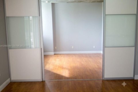 Copropriété à louer à Miami, Floride: 1 chambre, 59.27 m2 № 2264738 - photo 16