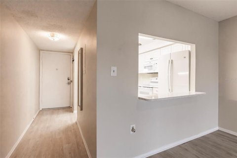 Condo in Bradenton, Florida, 2 bedrooms  № 1805921 - photo 7