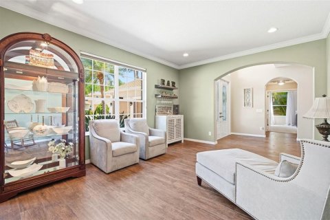 Casa en venta en Wesley Chapel, Florida, 6 dormitorios, 396.32 m2 № 2200921 - foto 6