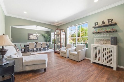 Casa en venta en Wesley Chapel, Florida, 6 dormitorios, 396.32 m2 № 2200921 - foto 4
