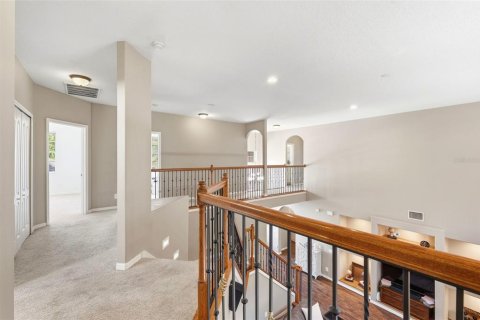 Casa en venta en Wesley Chapel, Florida, 6 dormitorios, 396.32 m2 № 2200921 - foto 23