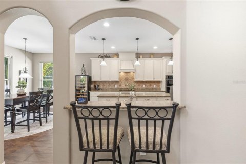 Casa en venta en Wesley Chapel, Florida, 6 dormitorios, 396.32 m2 № 2200921 - foto 14