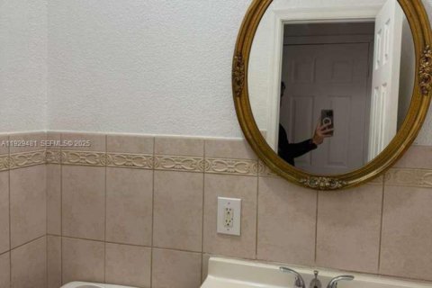 Adosado en venta en Plantation, Florida, 2 dormitorios, 87.14 m2 № 1987669 - foto 8