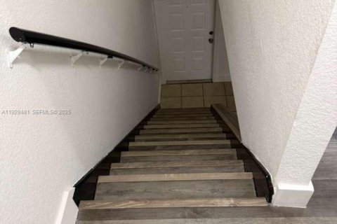 Adosado en venta en Plantation, Florida, 2 dormitorios, 87.14 m2 № 1987669 - foto 13